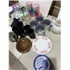 Image 3 : Assorted kitchen items
