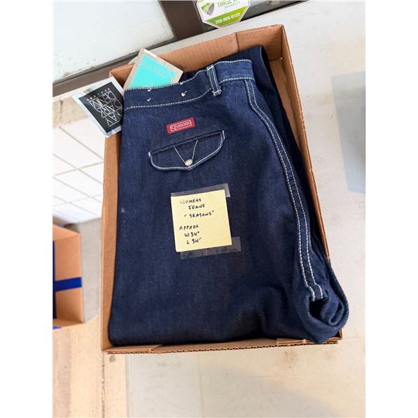 Women's seasons jeans approximately 34 x 34