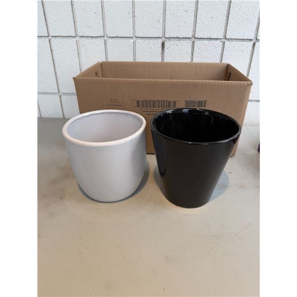 Planter pots
