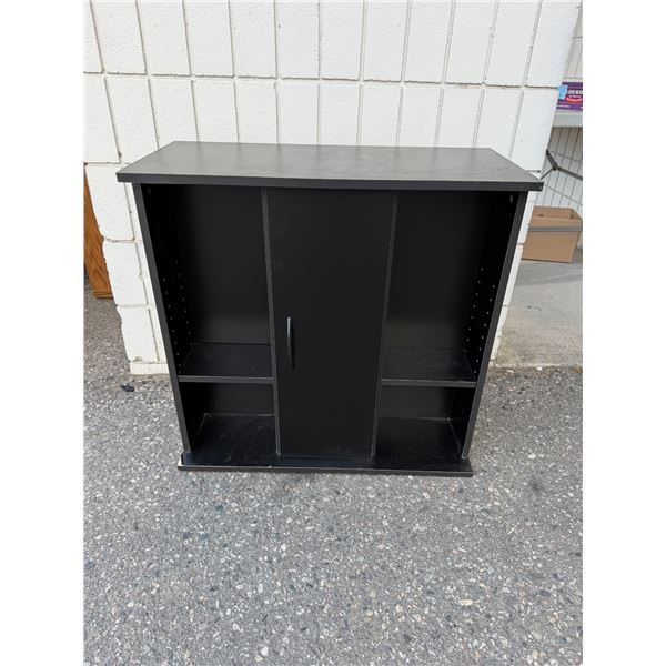 Shelf/cabinet