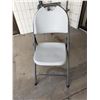 Image 1 : Folding chair
