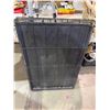 Image 1 : Pet crate