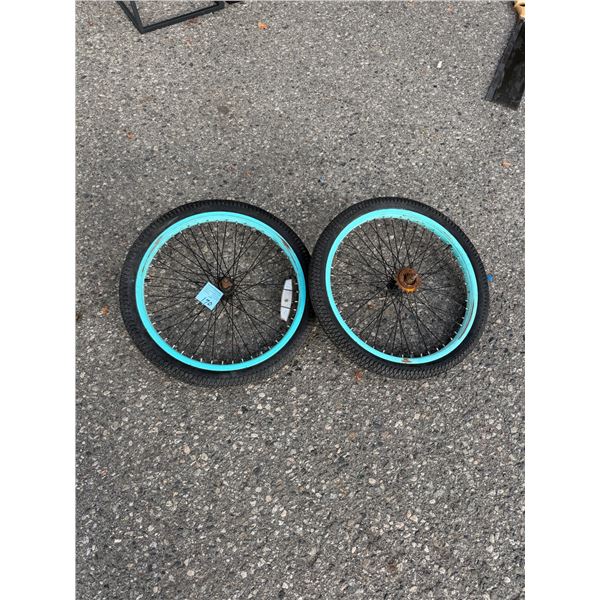 Bike tires for children's bike