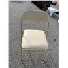 Image 1 : Folding chair