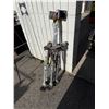 Image 1 : Drywall stilts