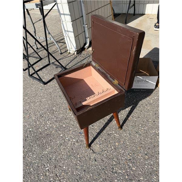 Vintage sewing Stool