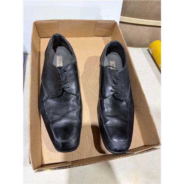 Steve Madden shoes, size 10