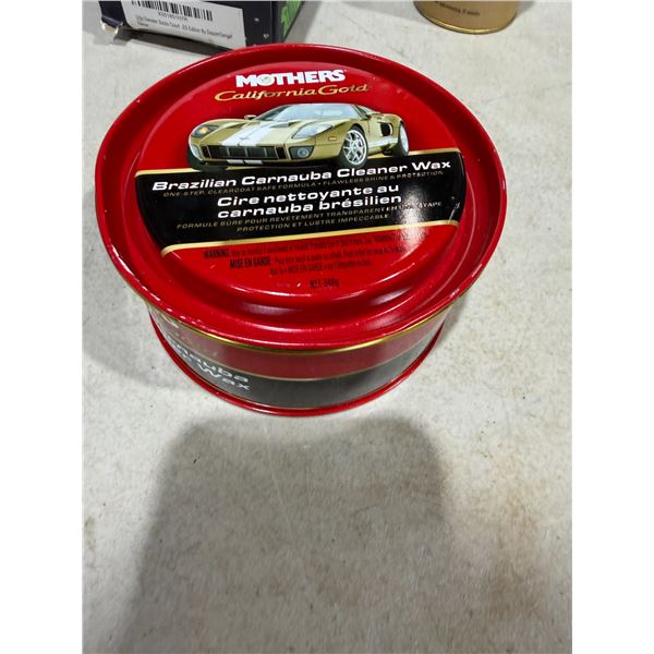 Car cleaner wax
