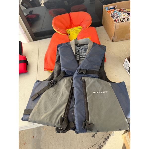 Stearns and other adult lifejackets