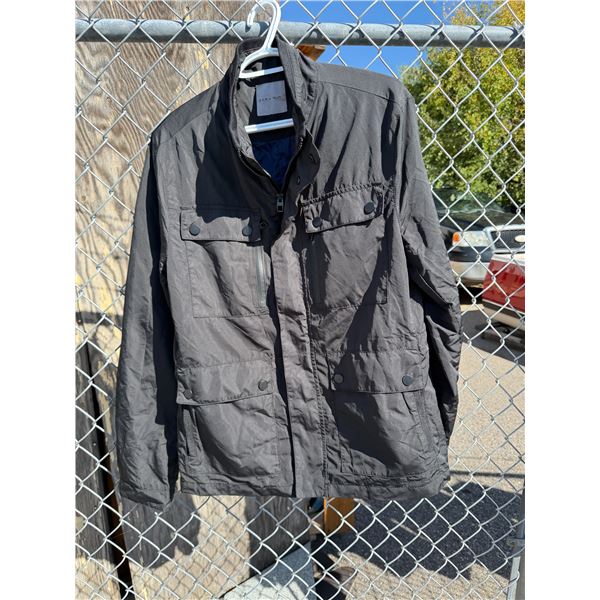 Zara man coat size medium?