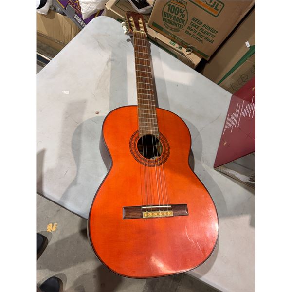 Suzuki guitar