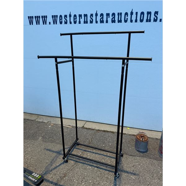 Clothing rack