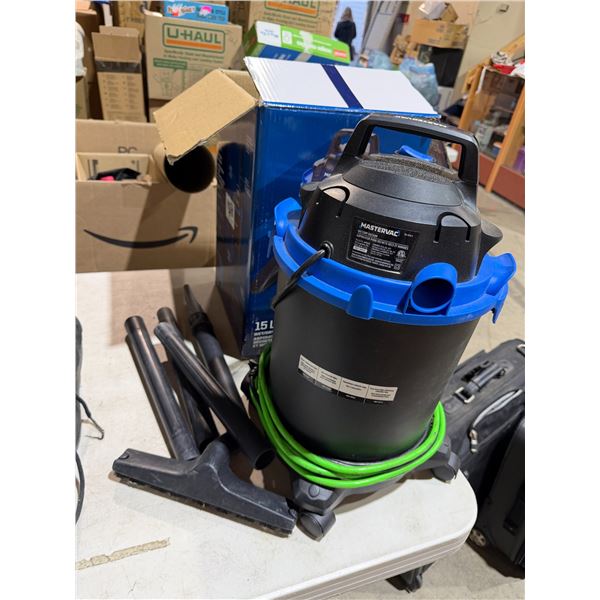 Mastercraft wet, dry vacuum