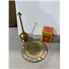 Image 1 : Vintage, Lipton's tea, tin and brass decor