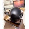Image 1 : Helmet size not shown