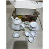 Image 1 : Mini tea set