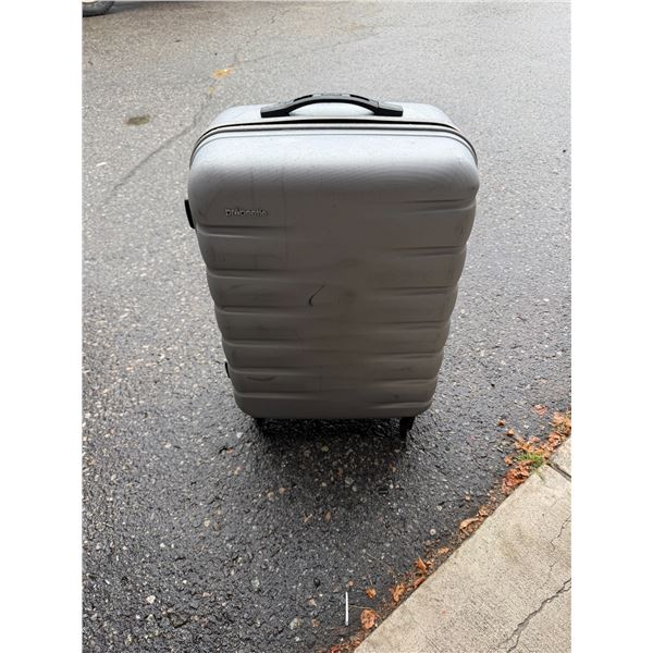 4 wheeled suitcase
