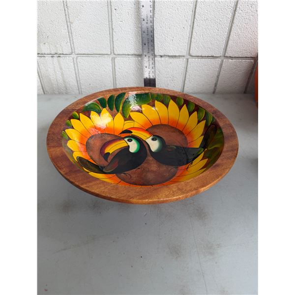 Wood decorative bowl