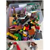 Image 2 : Assorted Lego