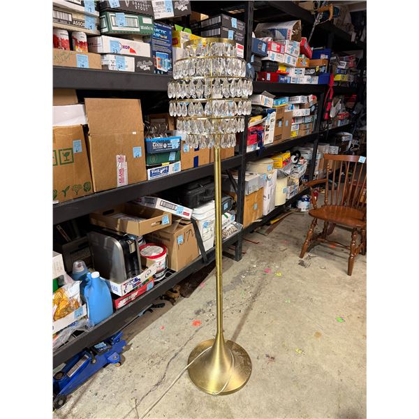 Floor lamp
