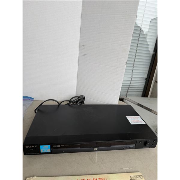 Sony DVD/CD/video CD player