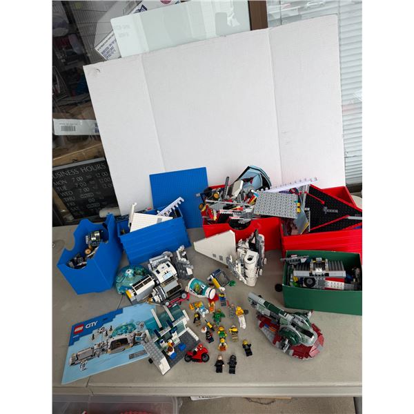 Lego set and extra pieces