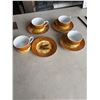 Image 1 : Fall cups and saucers