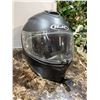 Image 1 : Helmet size not shown