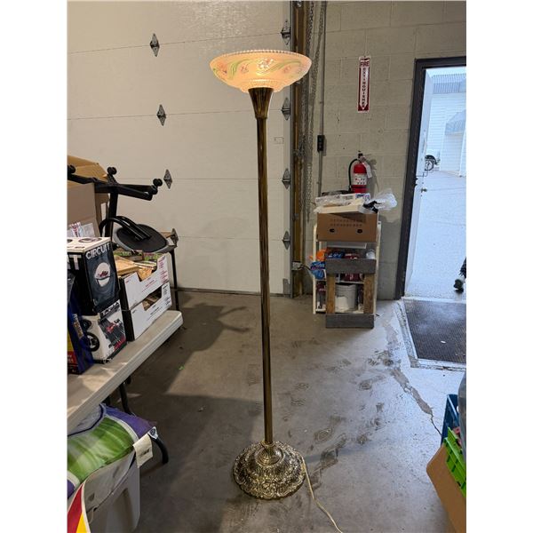 Floor lamp