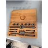 Image 1 : Vintage tap and die set