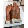 Image 1 : Gloves