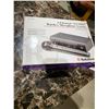 Image 1 : Eight – channel 900 MHZ wireless microphone system