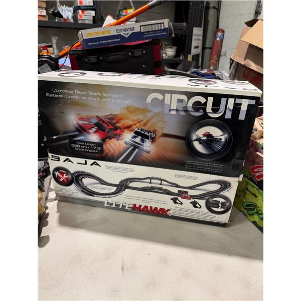 CIRCUIT lite hawk racetrack