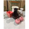 Image 1 : Assorted vases