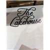 Image 1 : Lakehouse sign