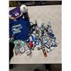 Image 2 : Canucks collectibles
