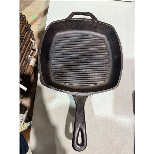 Lodge cast-iron frying pan