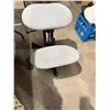 Image 1 : Adjustable Office Chair