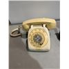 Image 1 : Rotary phone, White