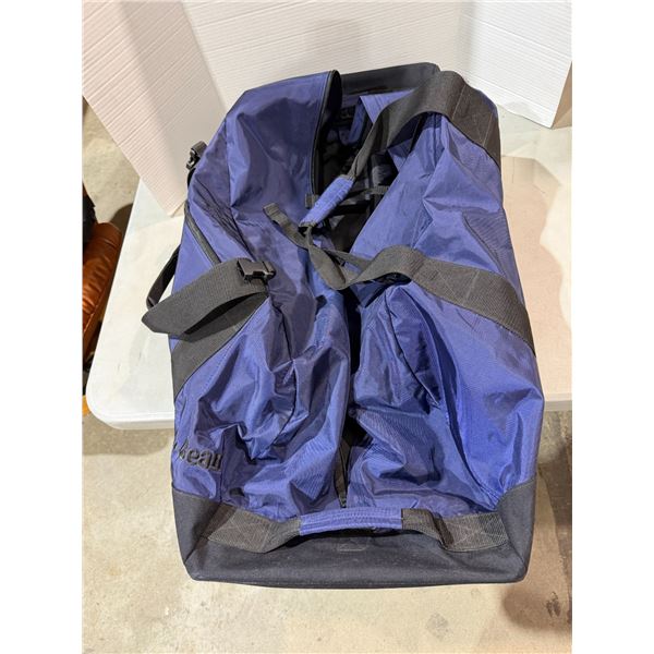 L.l. BEAN duffel bag travel roll