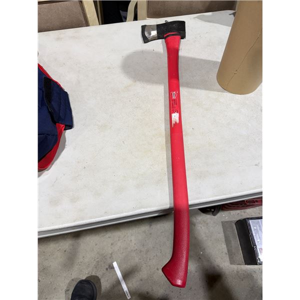 Job mate X 2 1/2 pound ax