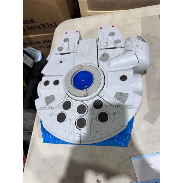 Star Wars ship