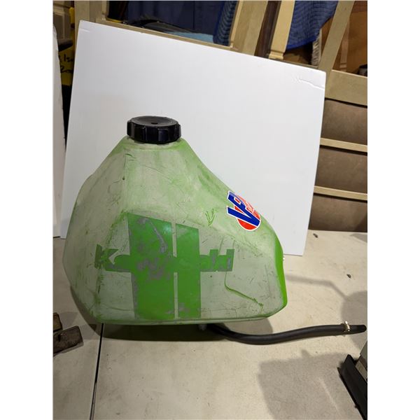 Kawasaki gas tank off Kawasaki 125