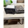 Image 1 : Vehicle radios