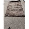 Image 1 : Area carpet 91" x 62"