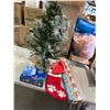 Image 1 : Christmas decor