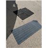 Image 1 : Mats