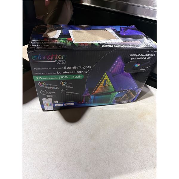 Enbrighten Permanent outdoor Wi-Fi Eternity lights