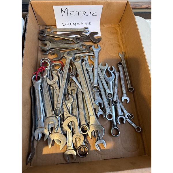 Metric wrench