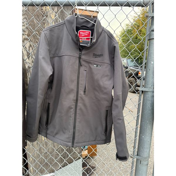 Milwaukee jacket size large